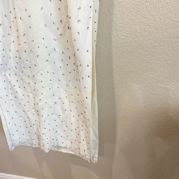 JE MATADI by Sean Mehta White Formal Evening Gown One Shoulder Beaded Size XS - Picture 6 of 8